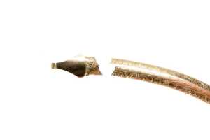 A broken serpentine necklace in 9 carat yellow gold - 4