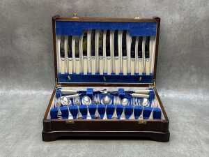 English cutlery canteen