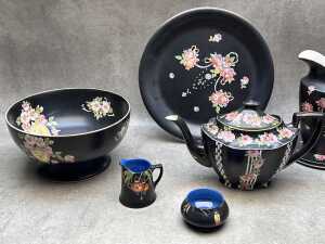 Antique porcelain, including Crown Devon - 2