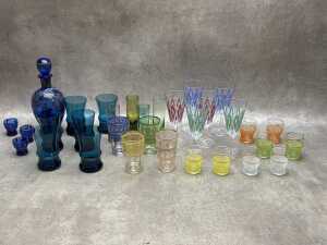 Retro coloured drinkware sets including four piece applied silver liqueur decanter and glasses