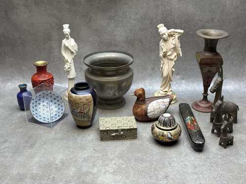 Oriental decorative items