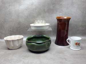 Five ceramics, including a Denby bowl