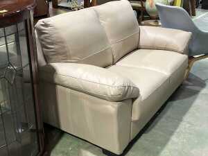 Two-seater leather sofa - 2