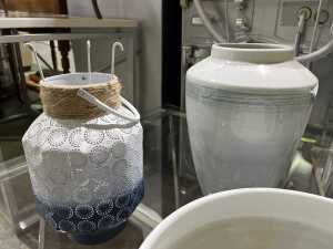 Four modern art ceramic vases - In blue tones with a lantern - 2
