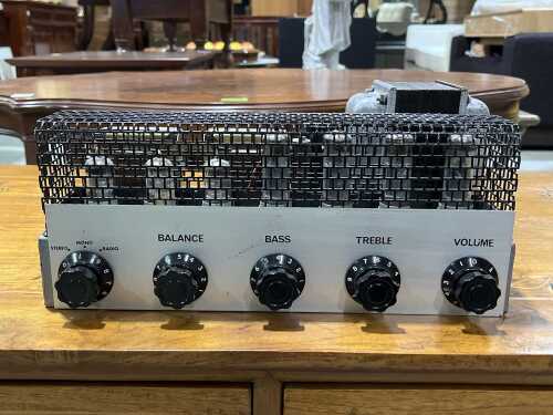 A&R vacuum tube amplifier