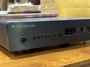 Cambridge Audio Azur 650T tuner - 2