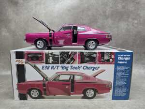 Classic Carlectables 1971 Chrysler Valiant Charger E38 R/T