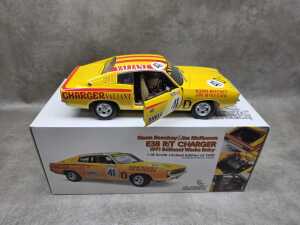 Classic Carlectables 1971 Bathurst Chrysler E38 R/T Charger - 2