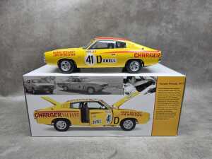Classic Carlectables 1971 Bathurst Chrysler E38 R/T Charger - 3