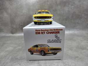 Classic Carlectables 1971 Bathurst Chrysler E38 R/T Charger - 5