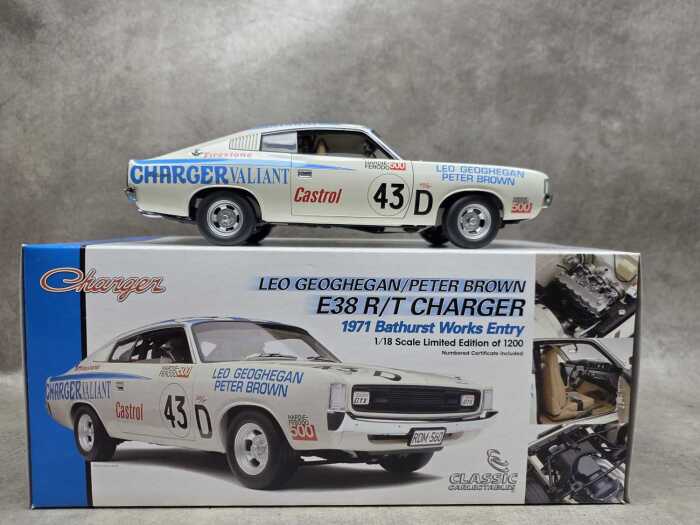 Classic Carlectables 1971 Bathurst Works Entry E38 R/T Charger