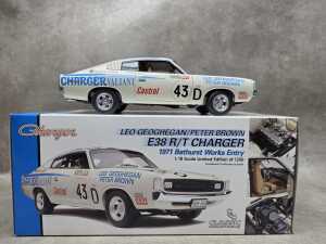 Classic Carlectables 1971 Bathurst Works Entry E38 R/T Charger