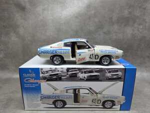 Classic Carlectables 1971 Bathurst Works Entry E38 R/T Charger - 2