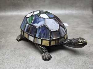 Tiffany-style-stained glass turtle accent lamp - 2