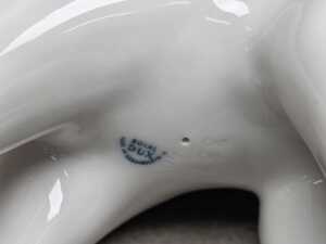 Mid-century Royal Dux white porcelain elephant figure - 4