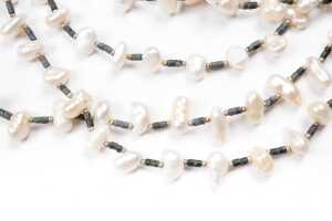 A ten strand freshwater pearl and black quartz necklace - 2