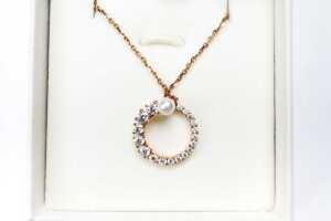A pairs of Swarovski earrings and pendant - 2