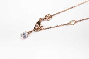 A pairs of Swarovski earrings and pendant - 3