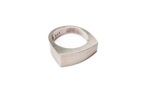 A Vintage Georg Jensen ring in sterling silver