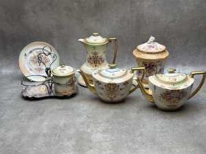 Antique porcelain blush ware, most with medallion decoration