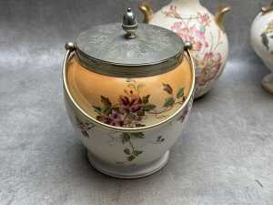 Five antique English porcelain items - 4