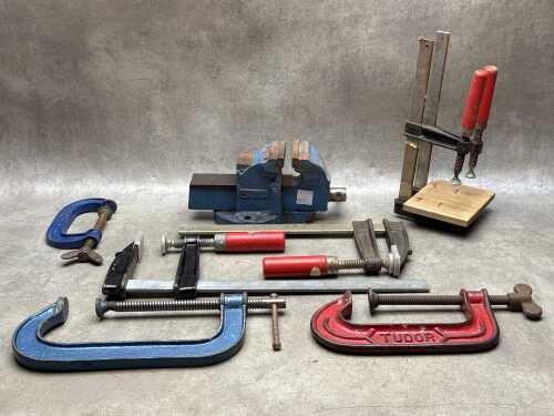 Assorted workshop clamps and bench vice