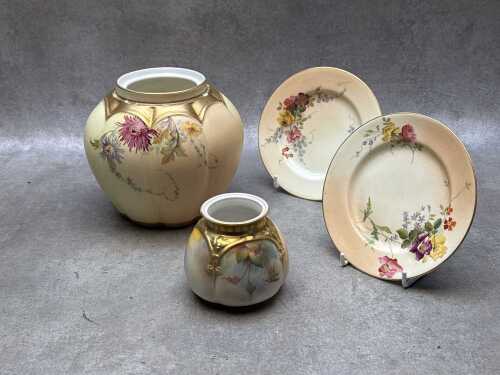 Four antique Royal Worcester porcelain pieces