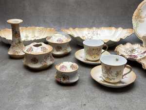Antique porcelain blush ware including duos, dressing table items, tri-loped dish, etc. - 4