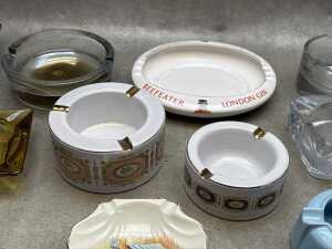 Collection of ashtrays, including Florintine - 3