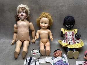Three dolls and three Noddy hand puppets - 3