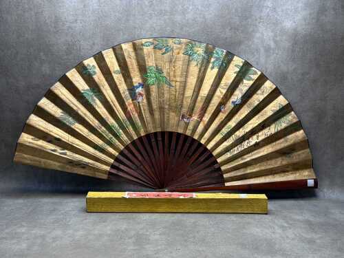 Chinese hand painted fan
