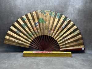Chinese hand painted fan
