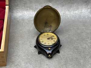 Assorted items / curios - 2