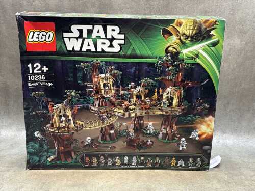 LEGO Star Wars Ewok Village set