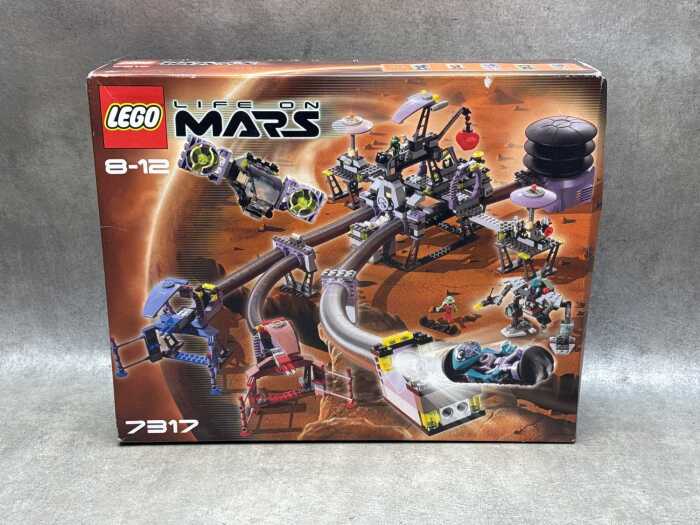 LEGO Life on Mars Aero Tube Hanger C2001
