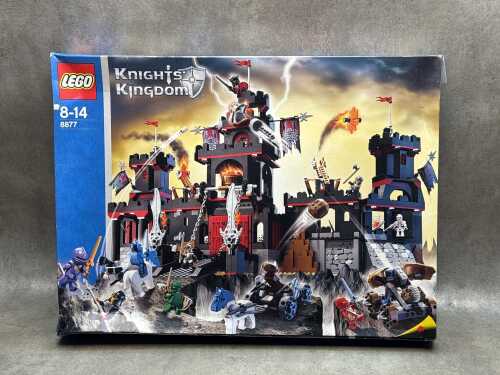 LEGO Knights' Kingdom II Vladek's Dark Fortress