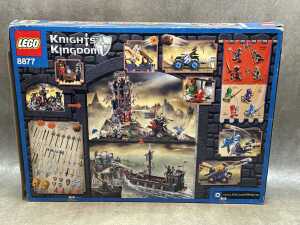 LEGO Knights' Kingdom II Vladek's Dark Fortress - 2