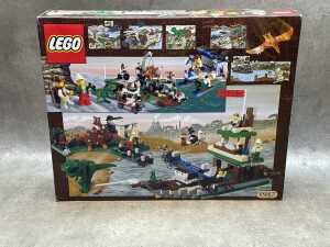 LEGO Adventurers: Dino Research Compound, C2000 - 3