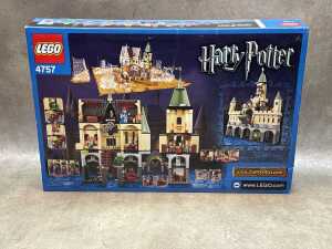 LEGO Harry Potter Hogwarts Castle set C2004 - 4