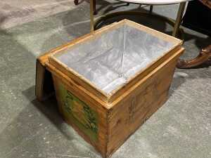 Chinese pine tea crate - 2