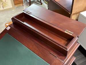 Davenport desk with green leather insert - 5