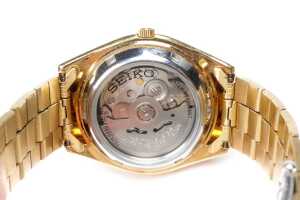 A Seiko 5 Automatic gents watch - 3