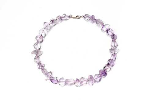 A Darylle Kelly amethyst necklace with sterling silver clasp