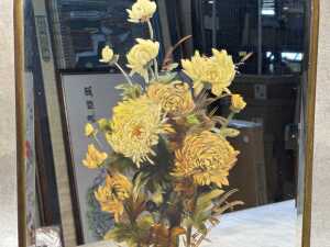Fireguard with mirror and hand-painted floral design - 2