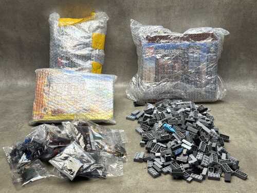 Assorted interlocking building blocks