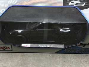Four Maisto special edition 1:18 scale die-cast - 3