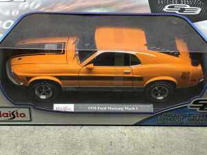 Four Maisto special edition 1:18 scale die-cast - 5
