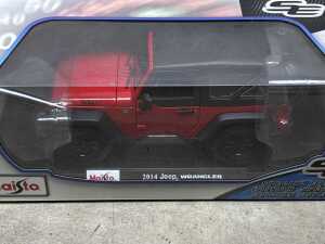 Four Maisto special edition 1:18 scale die-cast - 4