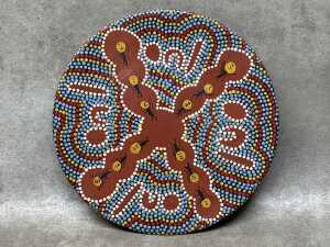 Indigenous Australian decorative items, including paintings - 3