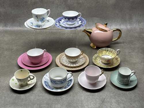 Porcelain, including Diana